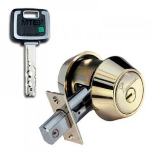 Замок Mul-T-Lock MT5+ Дед-болт