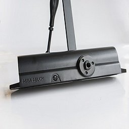 Доводчик дверной ASSA ABLOY DC120